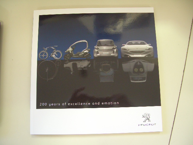 200周年アニバーサリーブック