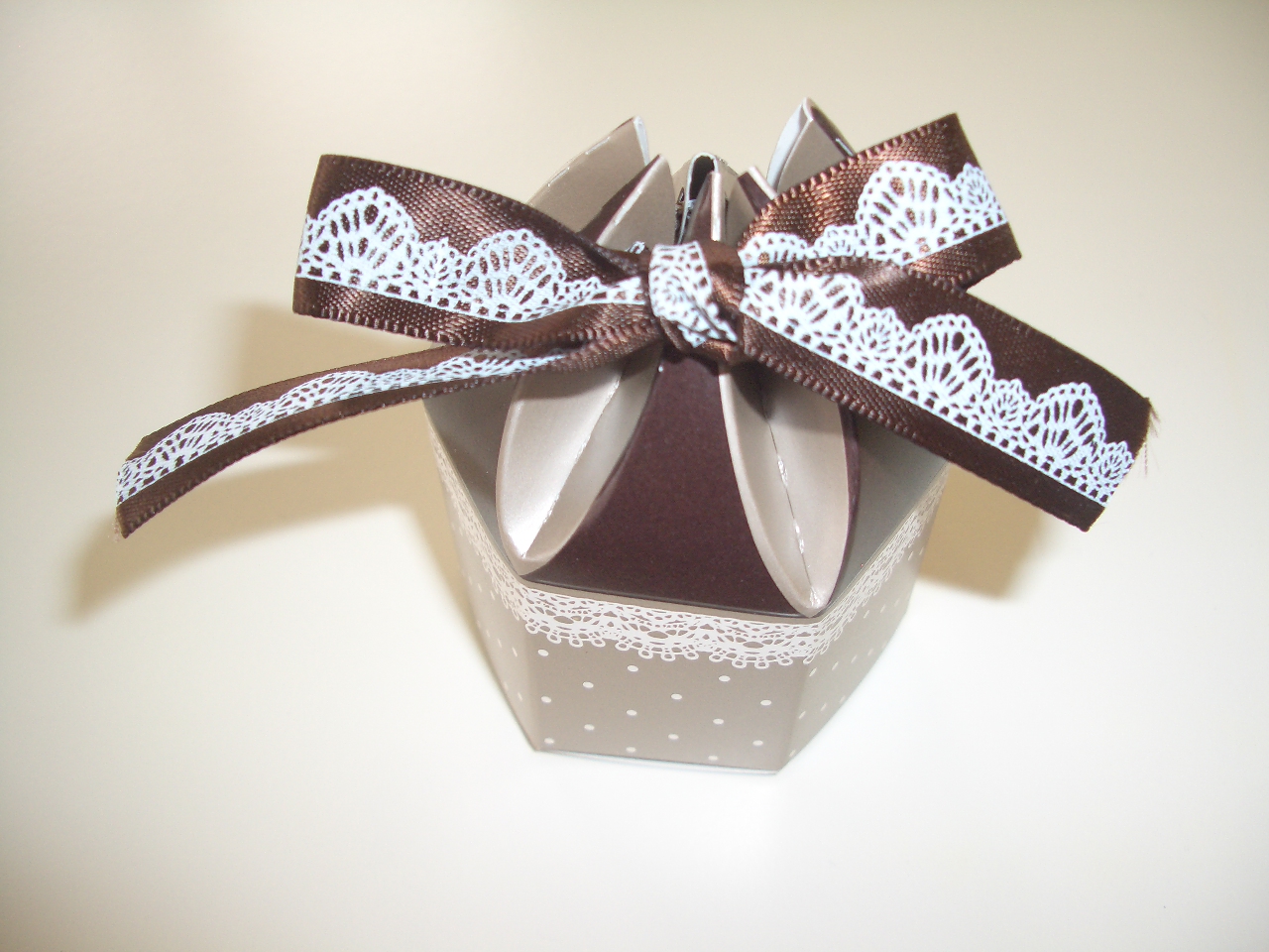 お客さまをお出迎え