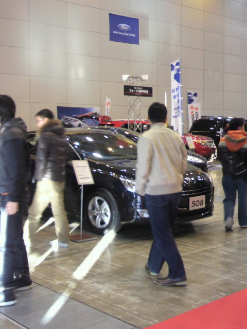 インポートカーフェア　始まりました