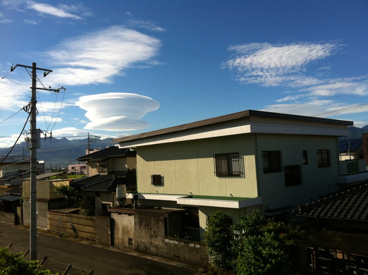 東の空に朝食