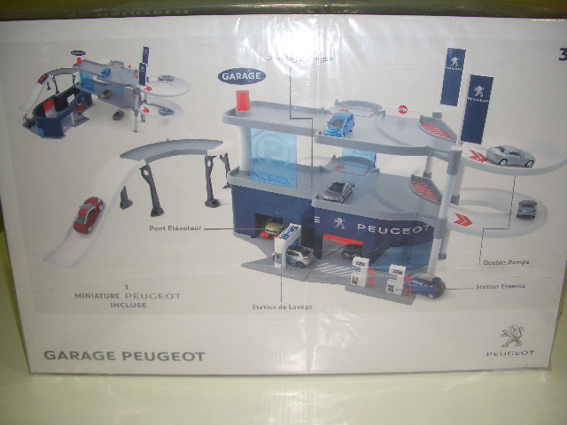 PEUGEOT ブティック