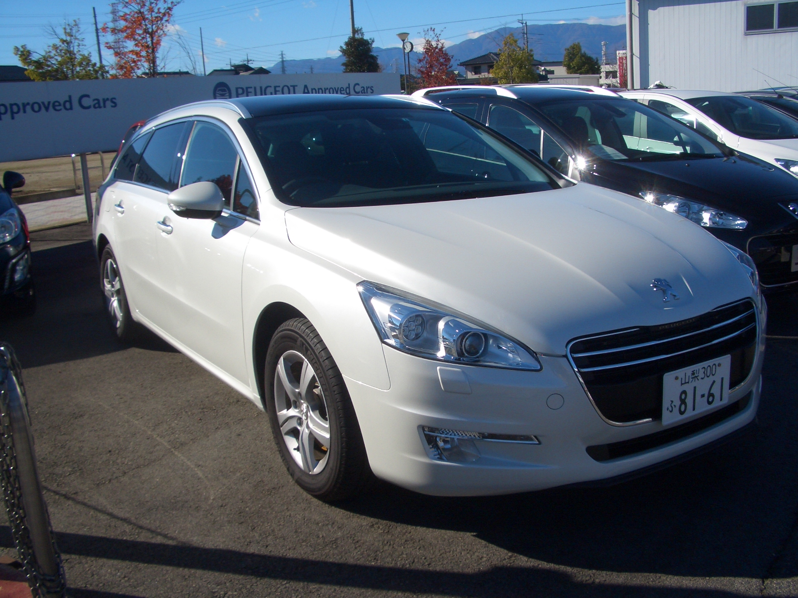 ショールーム入口の