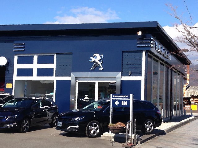 プジョー甲府リニューアルオープン！