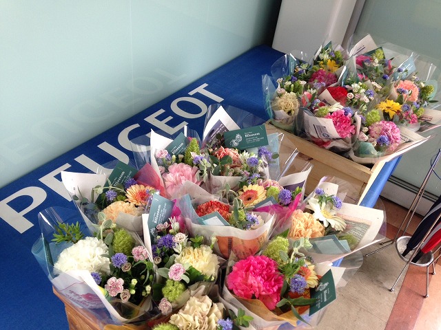 Peugeot Happy Mother's Day開催！