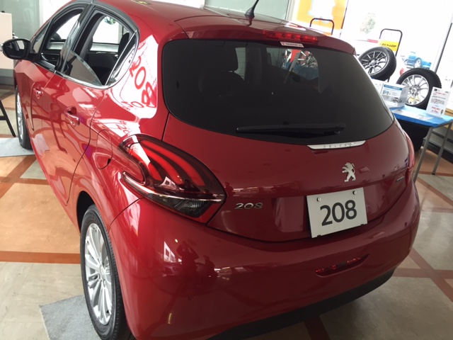 【展示車情報】208Allure リオハレッド入荷！