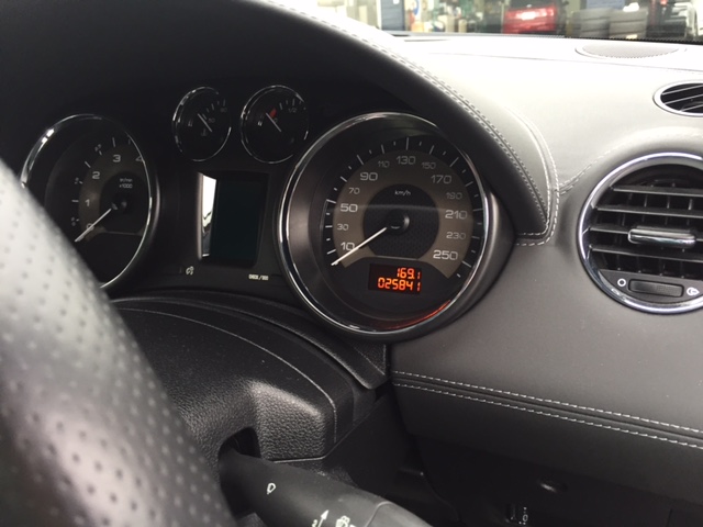 【中古車情報】RCZ入荷しました！
