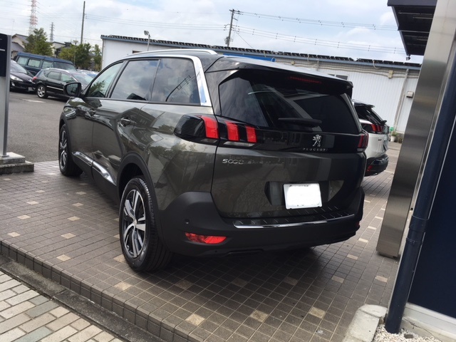 【新型】5008SUVデビュー＆カタログ入荷！