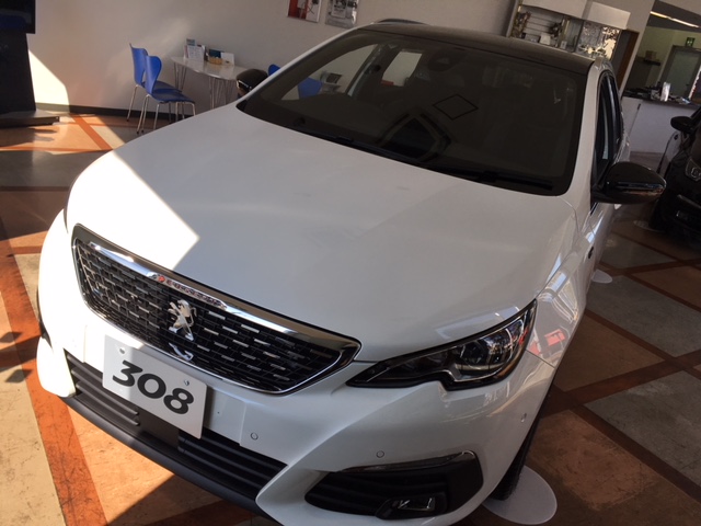 プジョーNew308フェイスリフトデビュー！