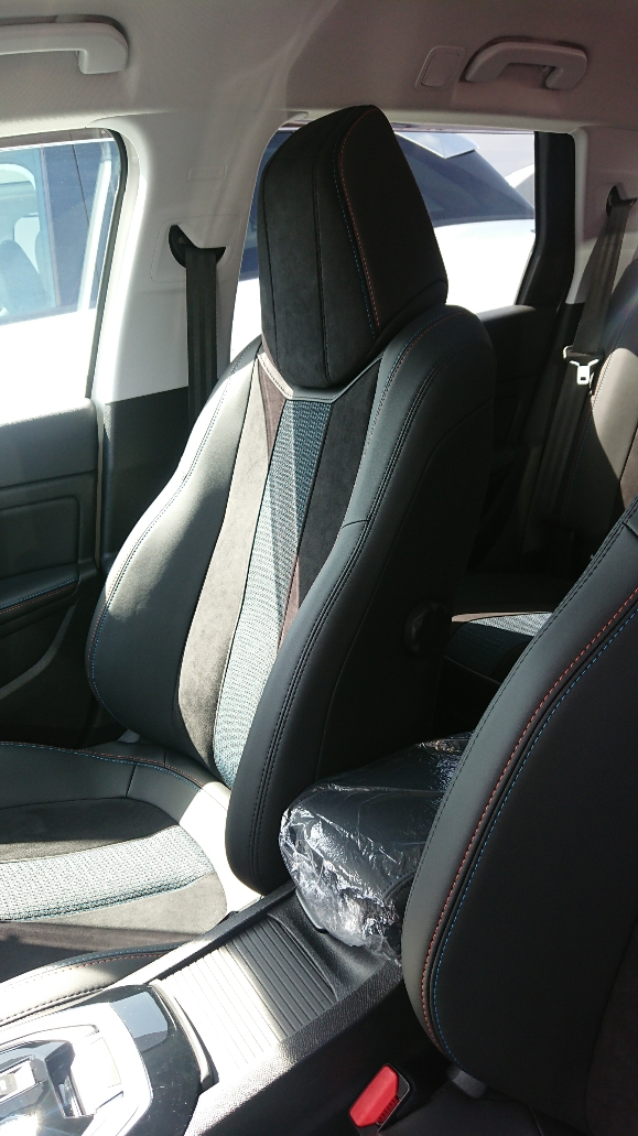 認定中古車はいかがですか 3・・・